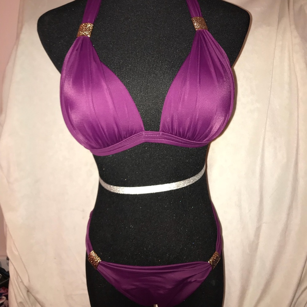 Goddess Push up halter & Goddess Low Rise bottoms
